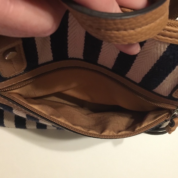 Rosetti Mina Printed Tote - Picture 4 of 8